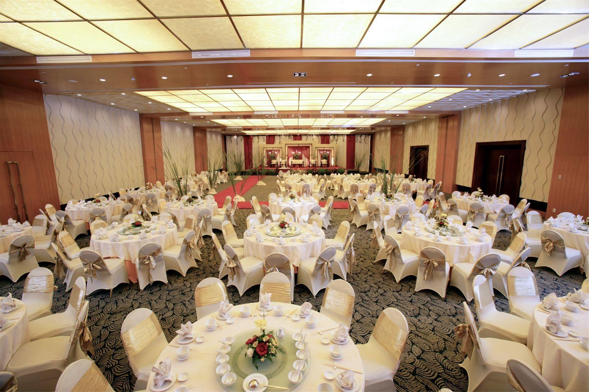 Le Grandeur Mangga Dua Hotel Jakarta Buitenkant foto