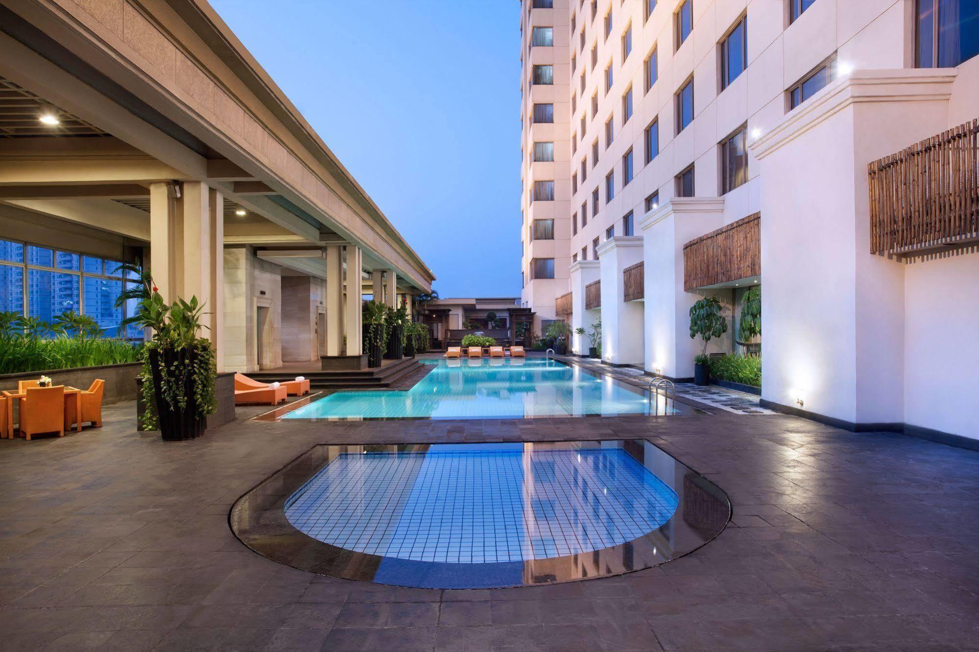 Le Grandeur Mangga Dua Hotel Jakarta Buitenkant foto