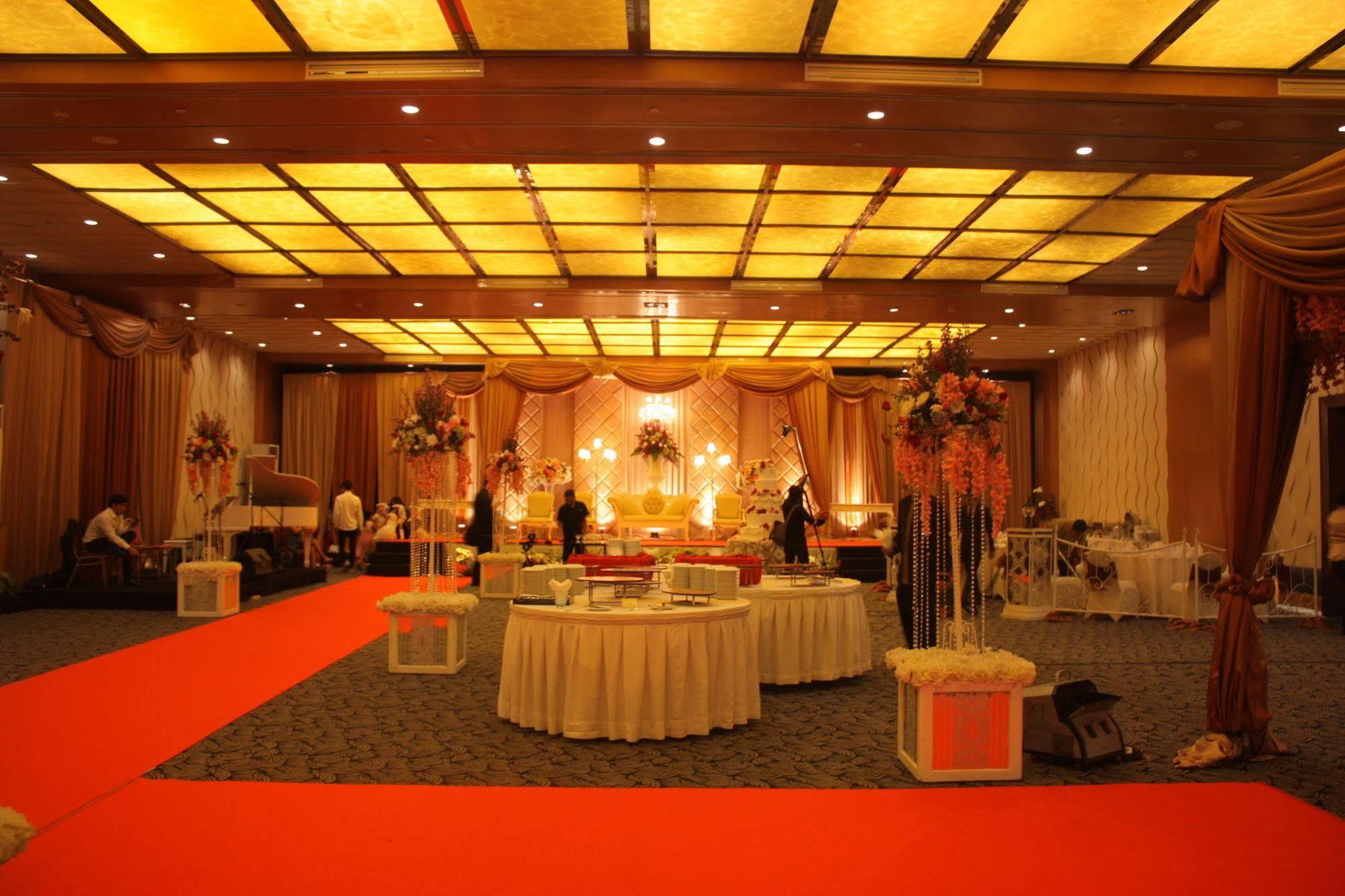 Le Grandeur Mangga Dua Hotel Jakarta Buitenkant foto